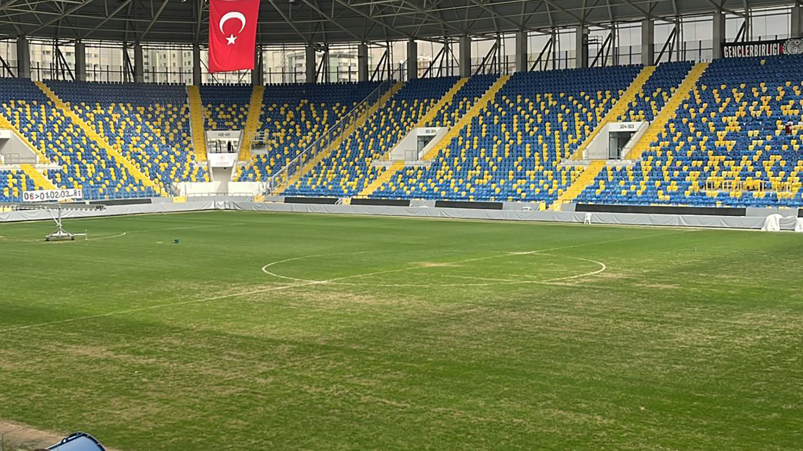 Katlanabilir ve Açılır Tribün Sistemleri